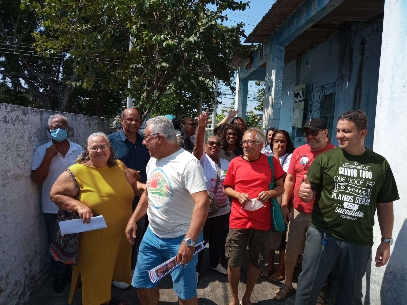 Moradores de Cosmorama e Tania Alexandre